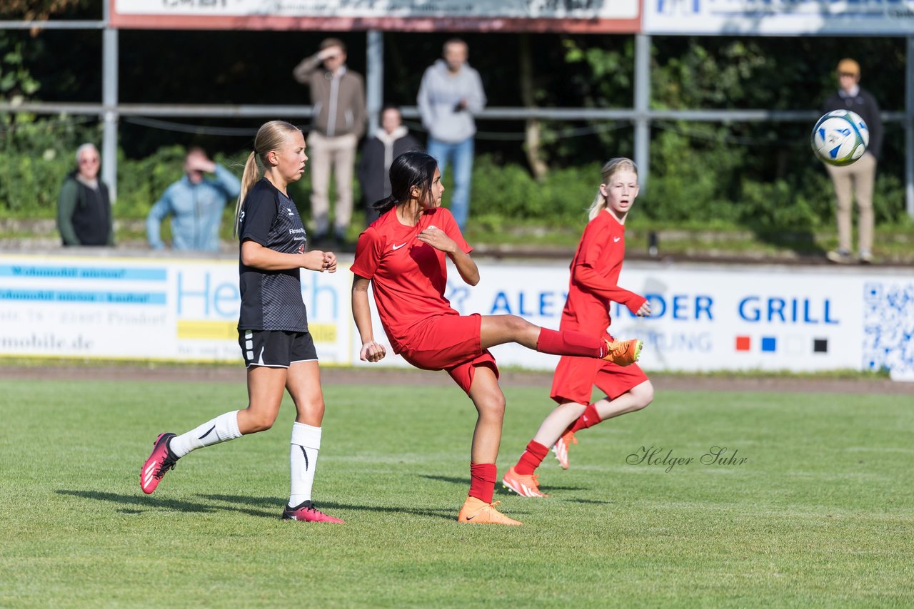 Bild 247 - wCJ VfL Pinneberg - Eimsbuetteler TV : Ergebnis: 0:5